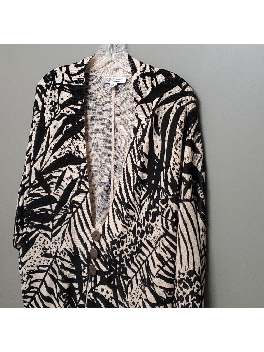 Coldwater Creek sweater women’s size xl mid-length sleeve cream background Leaf